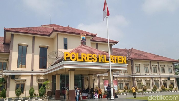 Mapolres Klaten di Jalan Lingkar Selatan, Klaten.