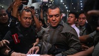 Silmy Karim Serahkan Diri KPK Usai Dicari Penyidik