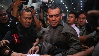 Silmy Karim Serahkan Diri Ke KPK Usai Dicari Penyidik