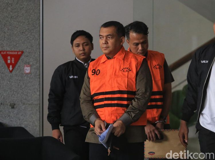 Wamen Imipas Silmy Karim Resmi Ditahan KPK