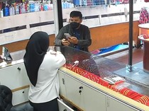 Video: Viral Pura-pura Beli, Pria di Siantar Malah Bawa Kabur Emas Batangan