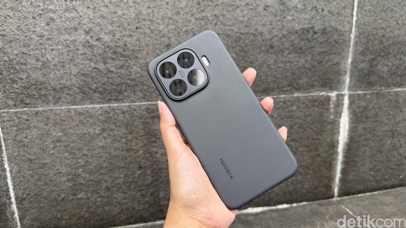 Unboxing Xiaomi 17T Pro