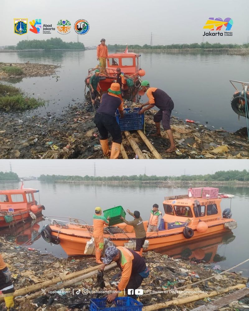 Video hamparan sampah membentuk pulau di pesisir Jakut viral di medsos. Petugas campuran membersihkan 'pulau sampah' tersebut. (dok DLH DKI)
