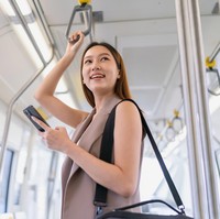 5 Cara Tetap Fresh ke Kantor saat Naik Transportasi Umum di Cuaca Panas