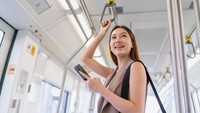 5 Cara Tetap Fresh ke Kantor saat Naik Transportasi Umum di Cuaca Panas