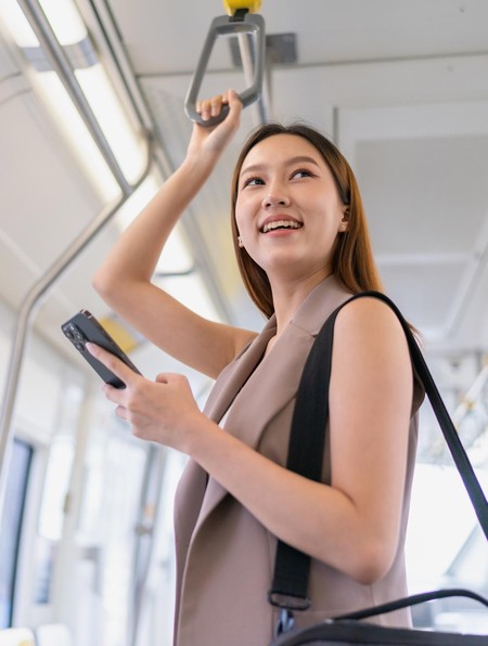 5 Cara Tetap Fresh ke Kantor saat Naik Transportasi Umum di Cuaca Panas