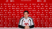 Resmi! Iraola Jadi Pelatih Anyar Liverpool