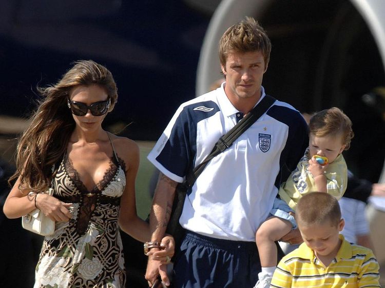 Potret Original WAGs Piala Dunia 2006, Victoria Beckham Hingga Coleen Rooney