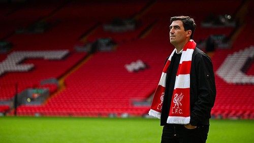 LIVERPOOL, ENGLAND - JUNE 04: (THE SUN OUT, THE SUN ON SUNDAY OUT) Andoni Iraola new manager of Liverpool Football Club at Anfield on June 04, 2026 in Liverpool, England. (Photo by Andrew Powell/Liverpool FC via Getty Images)