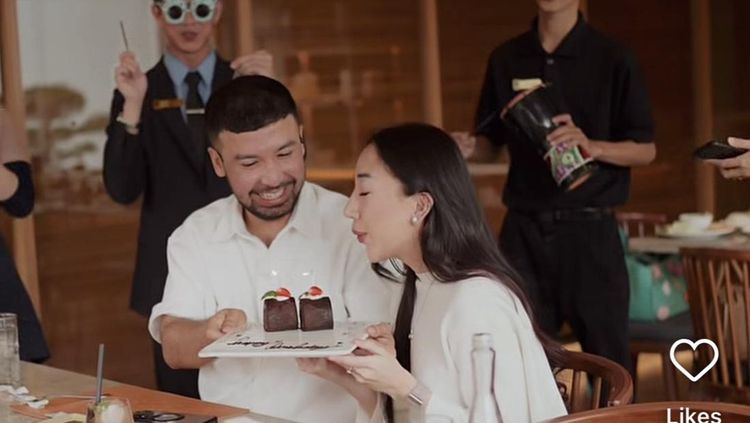 Baru Menikah, Intip Keseruan Hassan Alaydrus dan Audrey Jesslyn saat Kulineran