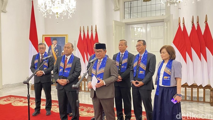 Gubernur DKI Jakarta Pramono Anung menyoroti wilayah padat penduduk yang kerap kebakaran. Dia mengatakan wilayah tersebut akan ditata kembali. (Devi P/detikcom)