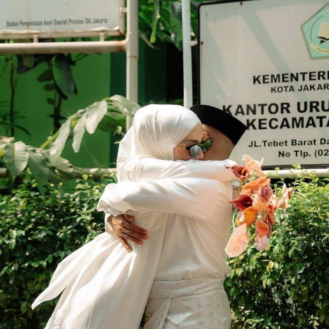 Jumat Syahdu... Hassan Alaydrus Nikahi Audrey Jesslyn di KUA