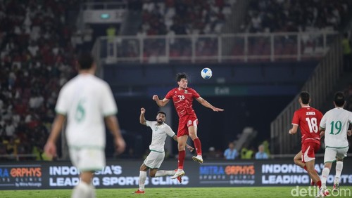 Indonesia menghadapi Oman dalam rangkaian laga Garuda Championship Series di Stadion Utama Gelora Bung Karno, Jumat (5/6/2026) malam WIB. Timnas langsung menebar ancaman serius pada menit ketujuh.