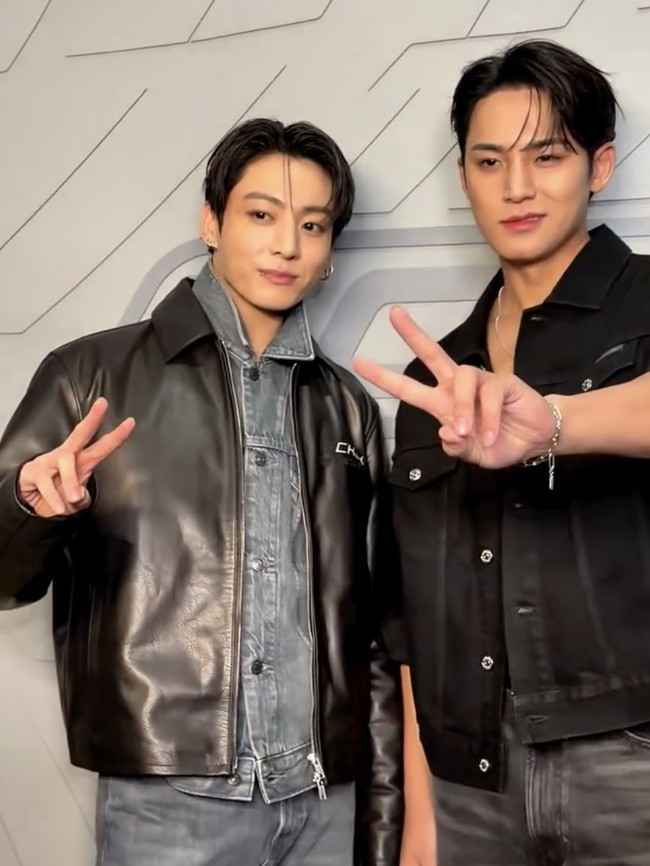 Gantengnya Kelewatan, Jungkook BTS & Mingyu SEVENTEEN Bersatu di Jepang