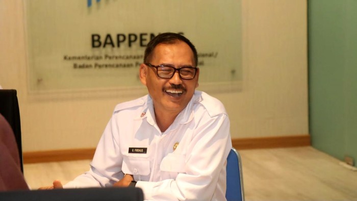 Kepala Dinas PU Kabupaten Sukabumi, Uus Pirdaus