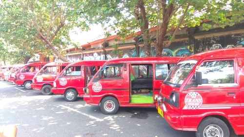 Layanan angkutan siswa atau Trans Siswa di Tabanan, Bali. (Foto: Dok. Istimewa)