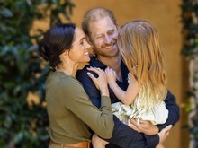 Anak-anak Meghan Markle-Harry Pindah Sekolah Setelah 2 Hari Belajar