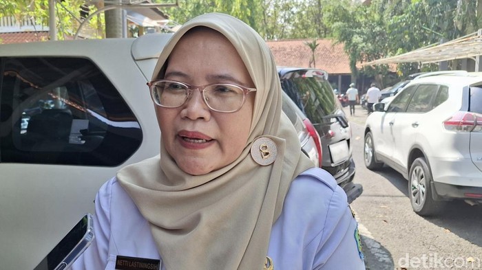 Plt Kepala Dinas Pendidikan dan Kebudayaan (Dispendikbud) Sidoarjo Netti Lastiningsih