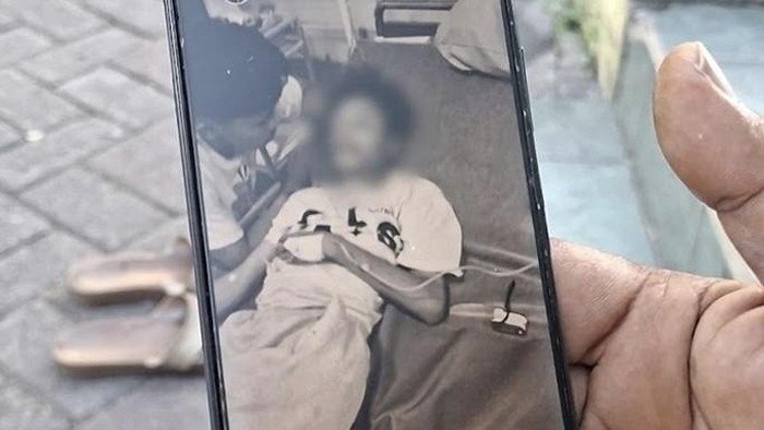 Thomas Julius Kristianto (19), korban tewas karena diduga dikeroyok di Manukan, Surabaya