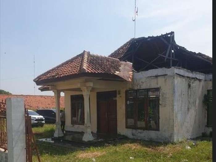 Rumah milik koruptor Sunjaya Purwadisastra yang dilelang KPK
