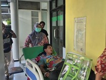 19 Buruh di Lamongan Dilarikan ke RS Diduga Keracunan Gas yang Bocor