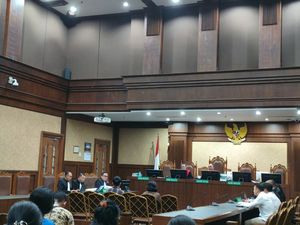Ragam Sumber Duit Suap Bos Abang Bea Cukai Terbongkar di Sidang