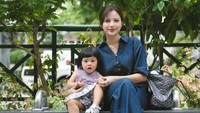 Anggi Marito berupaya selalu menyempatkan menyiapkan dan membuat makanan untuk anak meski sibuk. Kalau sempat pasti aku bikinin, karena aku lagi banyak manggung di luar kota, katanya. (Foto: dok Instagram anggimarito)