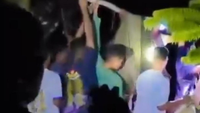 Seorang petani wanita di Buton Selatan ditemukan meninggal dunia terlilit ular piton.