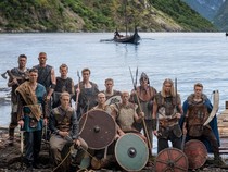 Foto Tak Biasa Timnas Norwegia: Haaland Cs Gagah Berdandan ala Viking