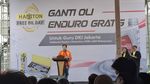 2.500 Guru DKI Dapat Ganti Oli Gratis, Dilayani Ratusan Siswa SMK