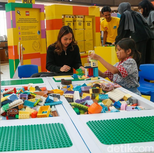Libur Sekolah, Playground di Mal Ramai Anak