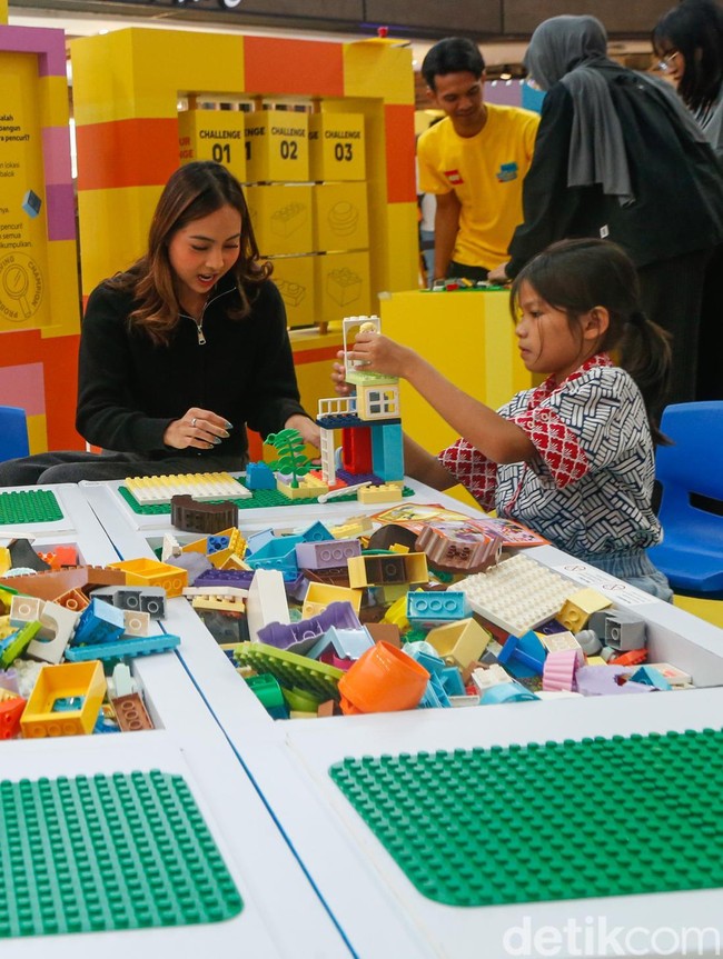 Libur Sekolah, Playground di Mal Ramai Anak