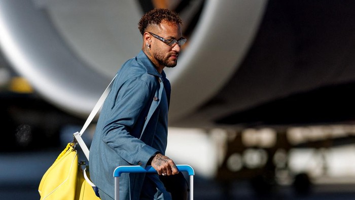 Jun 2, 2026; Newark, New Jersey, USA; Brazil forward Neymar Jr. arrives for the 2026 FIFA World Cup at Newark Liberty International Airport. Mandatory Credit: Caean Couto-Imagn Images