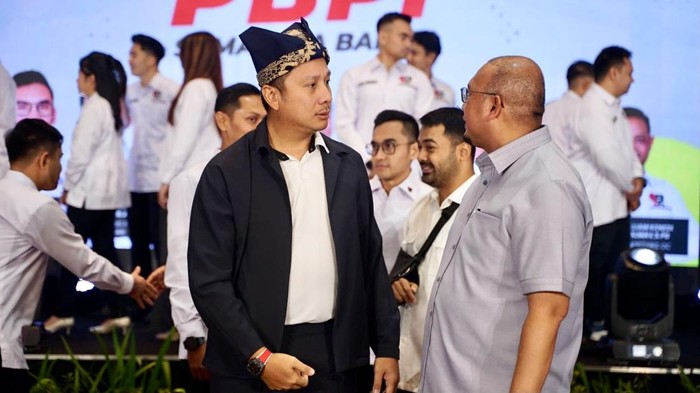 Wakil Ketua Komisi VI DPR RI Andre Rosiade memastikan Rosiade Padel Cup akan rutin digelar di Sumbar sebagai komitmen mendukung perkembangan olahraga padel. (dok Istimewa)