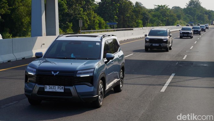 Wuling Eksion