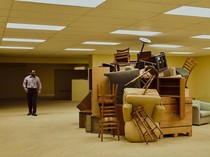 Sinopsis Film Backrooms dan 4 Fakta Menariknya