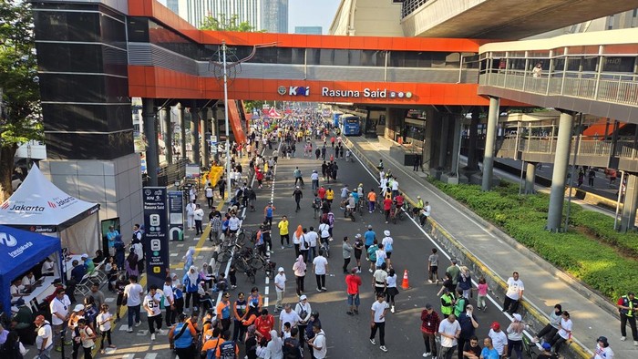 Antusiasme Warga Kala CFD Rasuna Said Kembali Dibuka