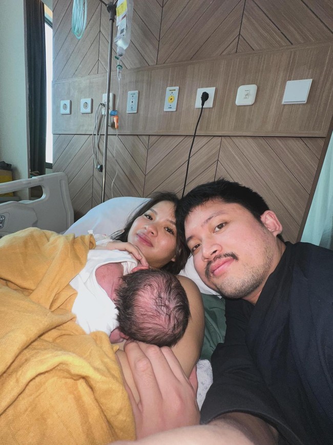 Christie Arranda Berjuang 84 Jam-5 Kali Induksi Melahirkan Anak Pertama