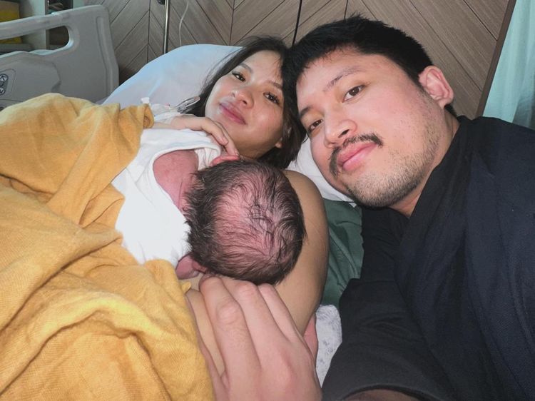 Christie Arranda Berjuang 84 Jam-5 Kali Induksi Melahirkan Anak Pertama