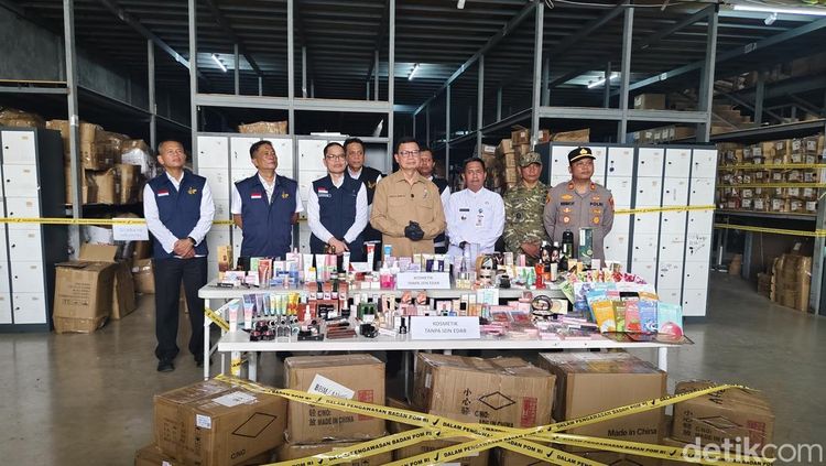 Penampakan Gudang Tangerang yang Digerebek BPOM, Simpan Kosmetik Ilegal Senilai Rp 27 M