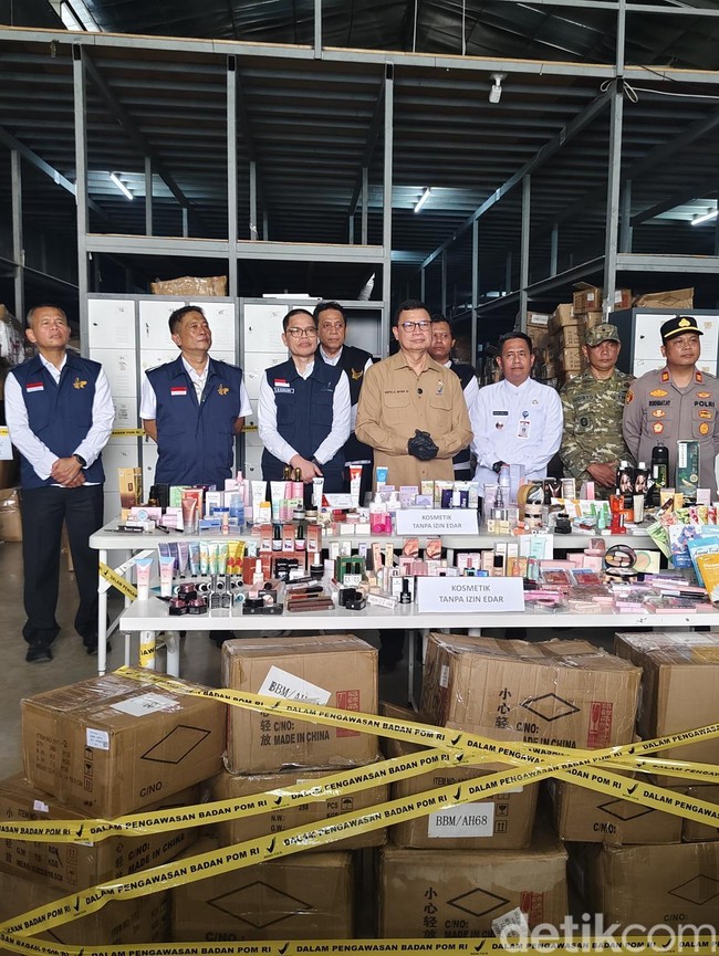 Penampakan Gudang Tangerang yang Digerebek BPOM, Simpan Kosmetik Ilegal Senilai Rp 27 M
