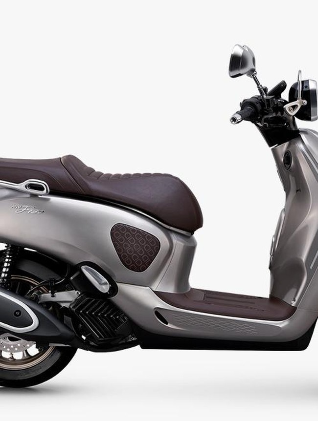 Potret Skutik Retro Terbaru Honda yang Punya Radar dan Dashcam