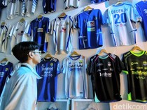 Napak Tilas Persib Lewat Pameran Wall of Champions