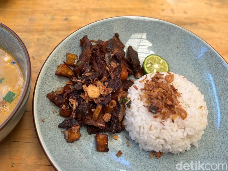 Kuliner Blok M HUB