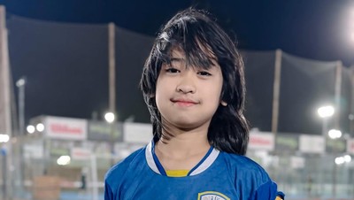 Khadeejah Putri Oki Setiana Dewi Raih Player of the Year Sekolah Bola di Mesir