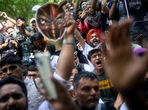 Gerakan Kecoak Viral di India, Ribuan Anak Muda Demo-Angkat Isu Pendidikan