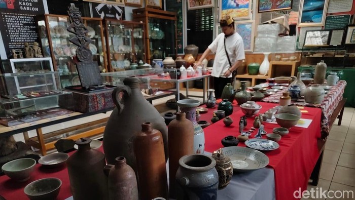 Penelitian keramik koleksi Museum Prabu Siliwangi Sukabumi