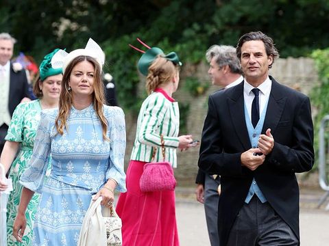 Pernikahan Peter Phillips dan Harriet Sperling dihadiri Kate Middleton KEMBLE, ENGLAND - JUNE 06: (EMBARGOED FOR PUBLICATION IN UK NEWSPAPERS UNTIL 24 HOURS AFTER CREATE DATE AND TIME) Peter Phillips and Harriet Sperling depart All Saints' Church following their wedding on June 6, 2026 in Kemble, England. Peter Phillips, son of Princess Anne, Princess Royal and eldest grandchild of Queen Elizabeth II, will marry NHS Nurse and writer Harriet Sperling during a ceremony at All Saints' Church in Kemble today. (Photo by Max Mumby/Indigo/Getty Images)