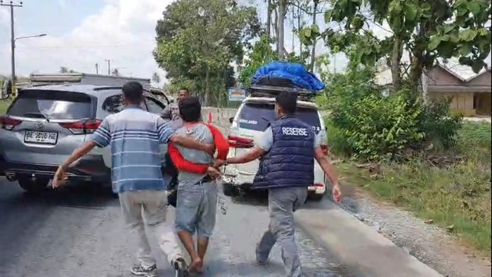 Pria yang melakukan pungli di Jalinsum Lampung ditangkap