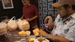 Momen Ruben Onsu Mukbang Geprek Bensu yang Cabangnya Sisa Dua di Jakarta